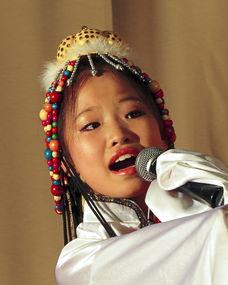 网红吃瓜藏族女孩视频下载